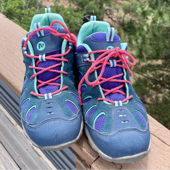 EUC Merrell Chameleon Hiking Shoes, Ladies 7 - Picture 1 of 6